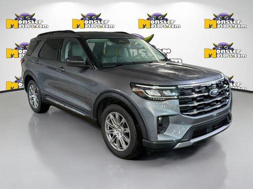 Carbonized Gray Metallic 2025 Ford Explorer Active