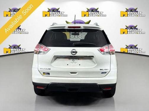 Pearl White 2015 Nissan Rogue SL