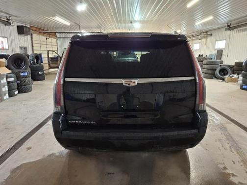 2018 Cadillac Escalade Premium Luxury