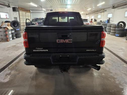 2016 GMC Sierra 2500 Denali
