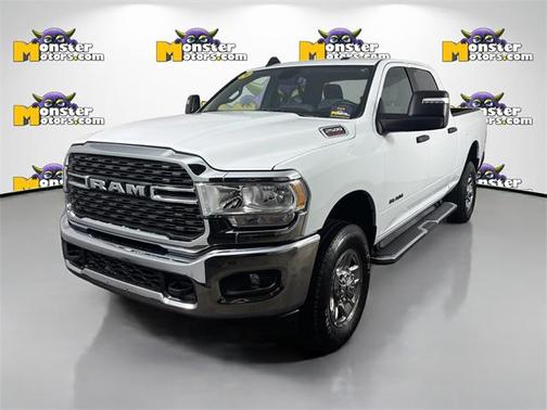 2024 RAM 2500 Big Horn Crew Cab 4x4 6'4' Box