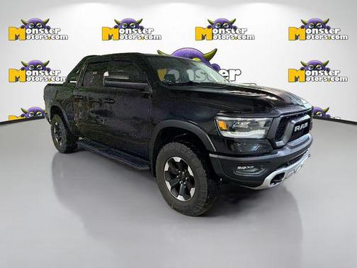 Diamond Black Crystal Pearlcoat 2022 RAM 1500 Rebel