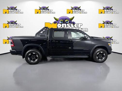 Diamond Black Crystal Pearlcoat 2022 RAM 1500 Rebel