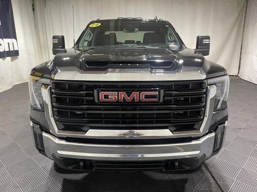 2024 GMC Sierra 2500 Base
