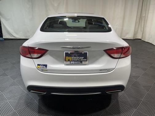 2015 Chrysler 200 C