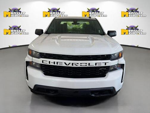Summit White 2021 Chevrolet Silverado 1500 Custom