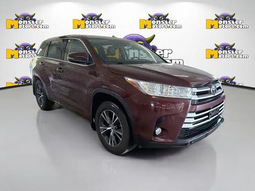 Ooh La La Rouge Mica 2018 Toyota Highlander LE