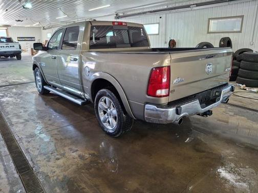 2014 RAM 1500 SLT