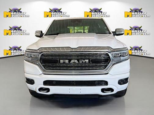 Ivory White Tri-Coat Pearlcoat 2022 RAM 1500 Limited