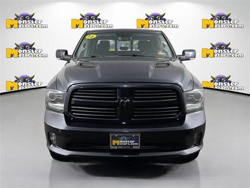 2016 RAM 1500 Sport