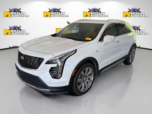 Crystal White Tricoat 2022 Cadillac XT4 Premium Luxury