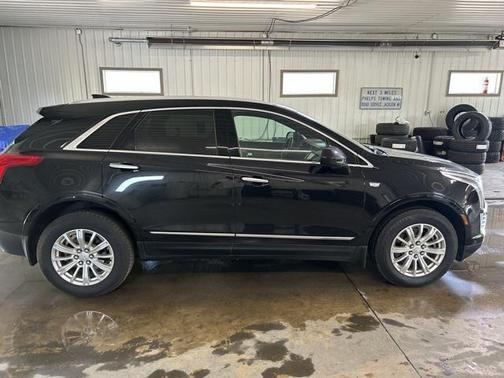 2017 Cadillac XT5 Base
