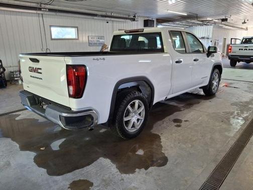 2023 GMC Sierra 1500 Pro