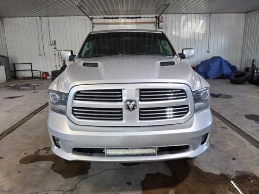 2016 RAM 1500 Sport