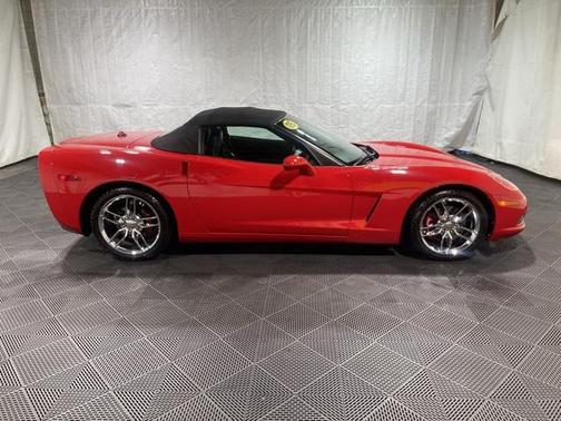 2005 Chevrolet Corvette Base