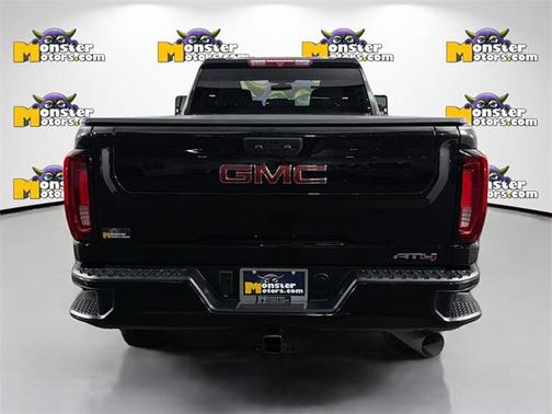 2023 GMC Sierra 2500 AT4