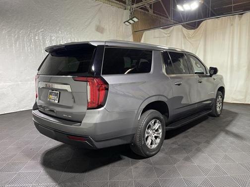 2022 GMC Yukon XL SLE