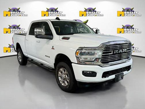 Bright White Clearcoat 2024 RAM 2500 Laramie Crew Cab 4x4 6'4' Box