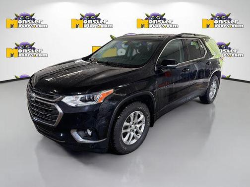 Black 2021 Chevrolet Traverse LT Cloth