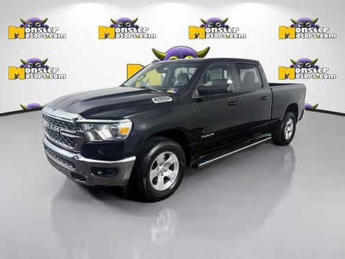 Diamond Black Crystal Pearlcoat 2022 RAM 1500 Big Horn/Lone Star