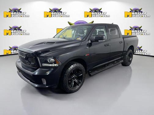 Brilliant Black Crystal Pearlcoat 2018 RAM 1500 Sport