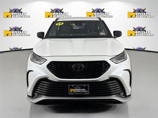 2024 Toyota Highlander XSE