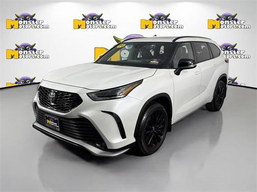 2024 Toyota Highlander XSE