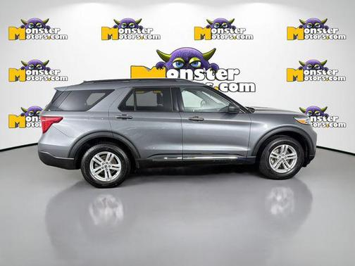 Carbonized Gray Metallic 2022 Ford Explorer XLT