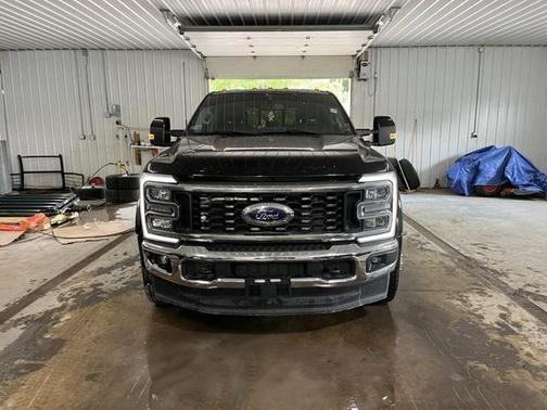 2023 Ford F-450 Lariat