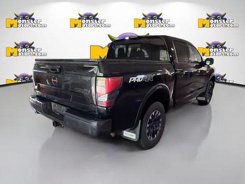Super Black 2021 Nissan Titan
