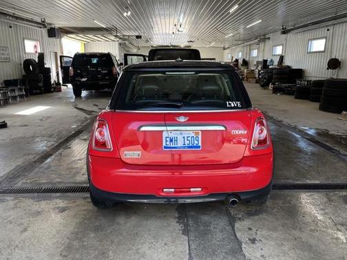 2011 MINI Cooper S Base