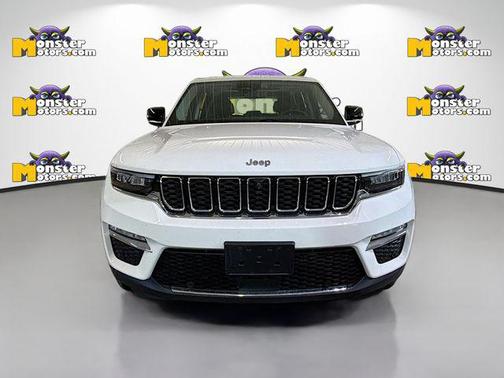 Bright White Clearcoat 2023 Jeep Grand Cherokee Limited