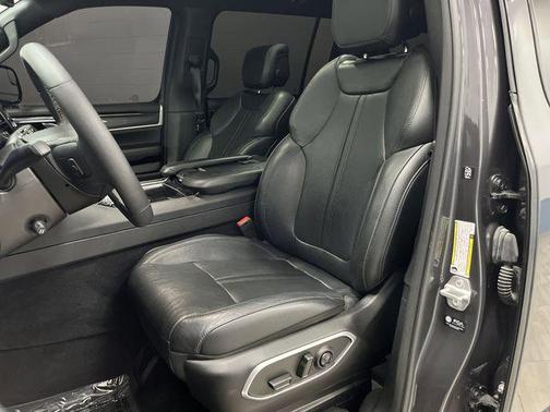 2023 Jeep Wagoneer Series I 4x4