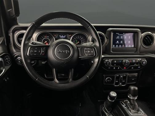 2022 Jeep Gladiator Willys 4x4