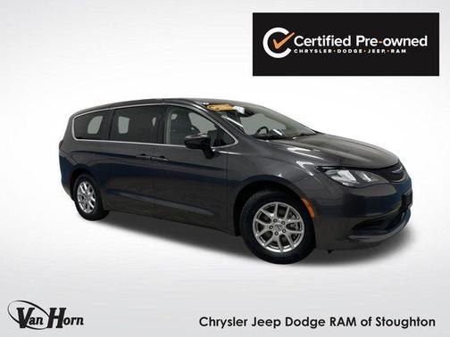 2023 Chrysler Voyager LX
