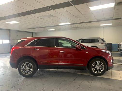 2021 Cadillac XT5 Premium Luxury