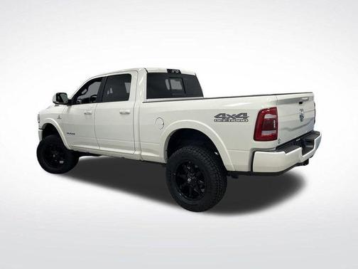 2022 RAM 2500 Laramie Crew Cab 4x4 6'4' Box