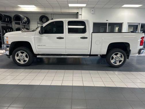 Summit White 2014 Chevrolet Silverado 2500 LT