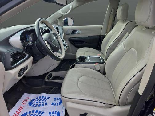 2018 Chrysler Pacifica Hybrid Limited