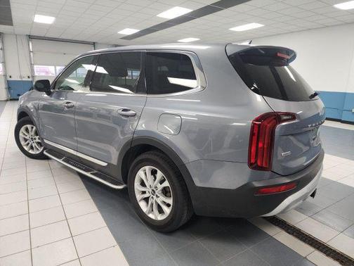 2022 Kia Telluride LX