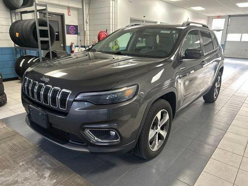 Granite Crystal Metallic Clearcoat 2019 Jeep Cherokee Limited