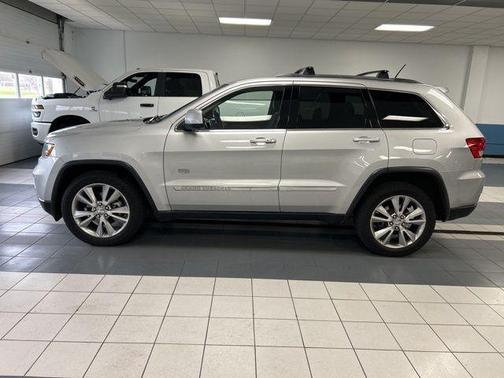 2011 Jeep Grand Cherokee Laredo