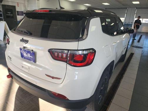 2021 Jeep Compass Trailhawk