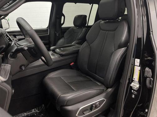 2024 Jeep Wagoneer L Series III 4x4