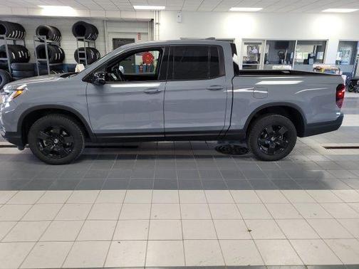 2024 Honda Ridgeline Black