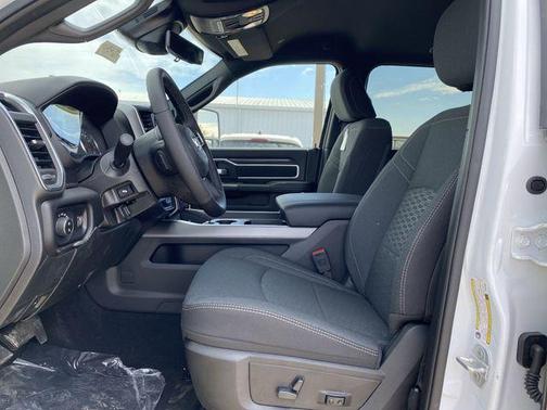 2025 RAM 2500 Big Horn Crew Cab 4x4 6'4' Box