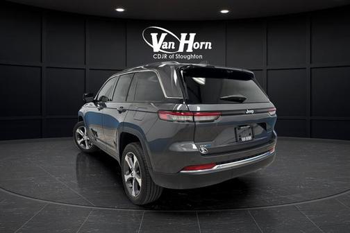 Baltic Gray Metallic Clearcoat 2023 Jeep Grand Cherokee 4xe Base