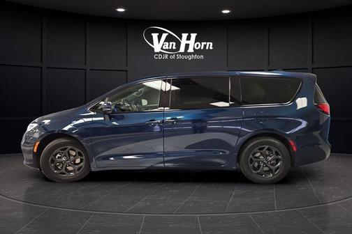 Fathom Blue Pearlcoat 2022 Chrysler Pacifica Hybrid Touring L