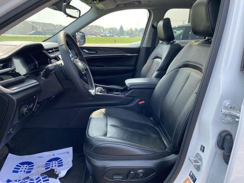 2022 Jeep Grand Cherokee 4xe Base