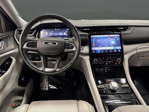 2022 Jeep Grand Cherokee L Overland